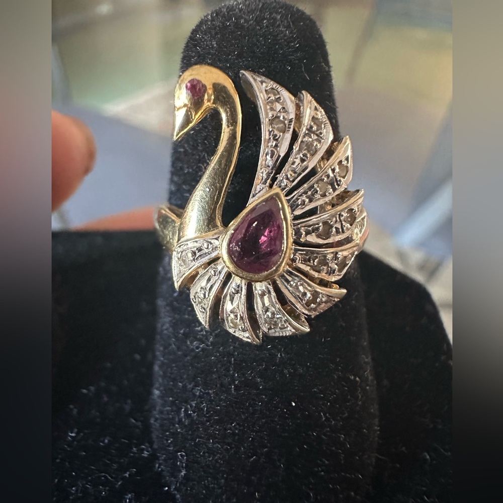 18K Solid Gold Swan Ring with Natural Ruby with Diamond